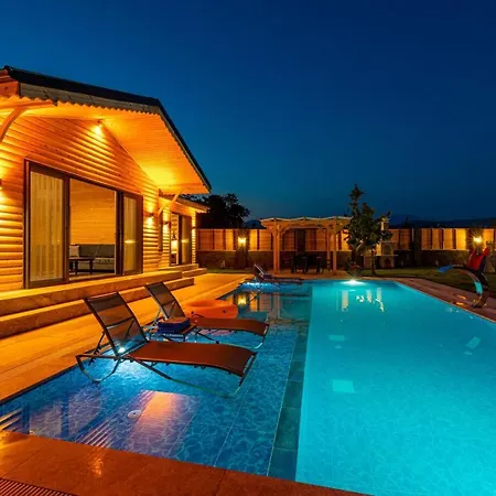 Cedrus Excellence - Fethiye'de Jakuzili Muhafazakar Apartamento